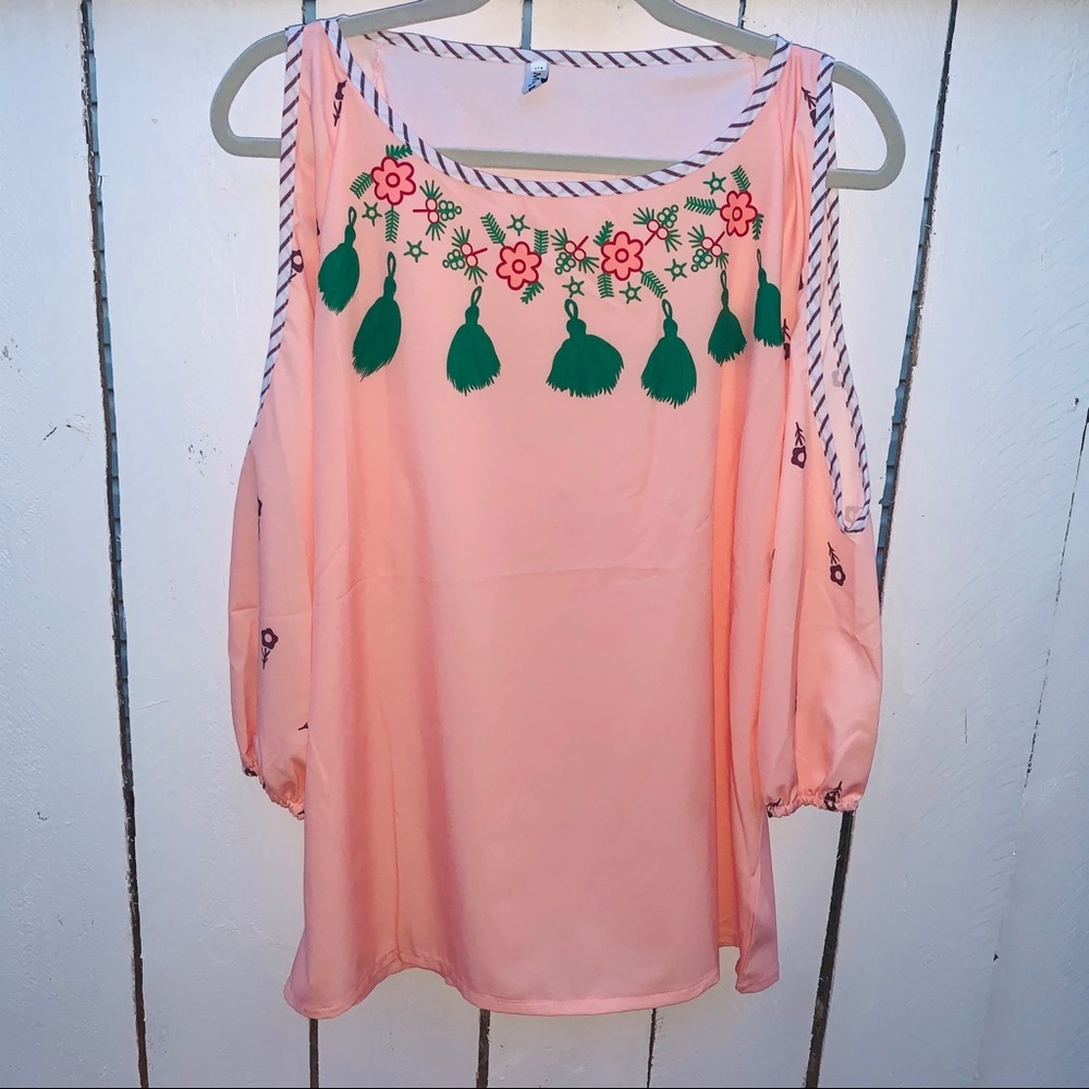 MISSLOOK Cold shoulder top